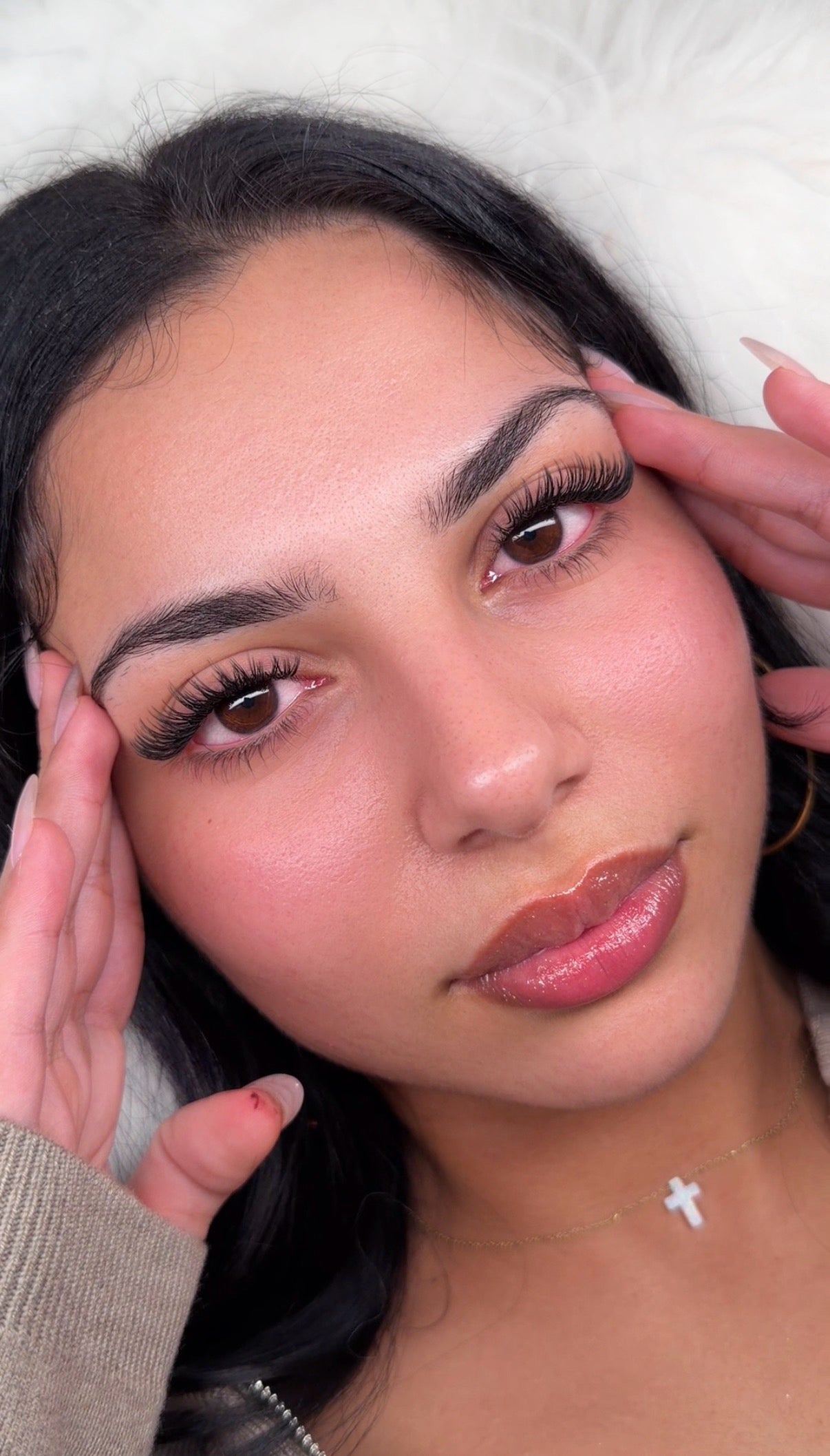 Wispy Glow lashes